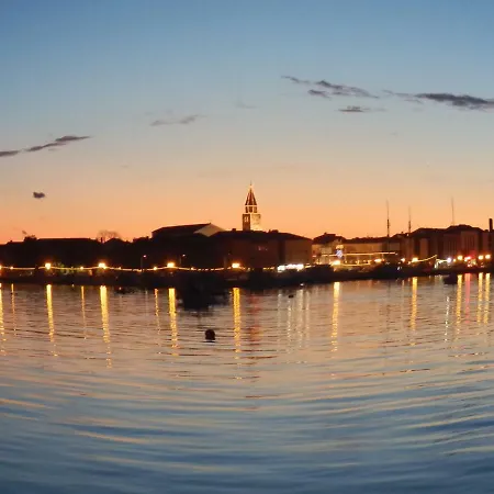 App Veselica Apartment Umag